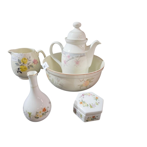 92 - Lot includes Royal Doulton coffee pot, Wedgwood Peach bowl, trinket dish and bud vase, together with... 