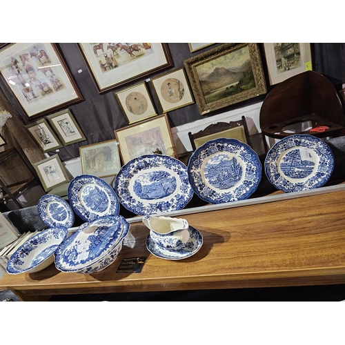 86 - Royal Worcestor Avon Scenes dinner ware to include plates and covered serving dish