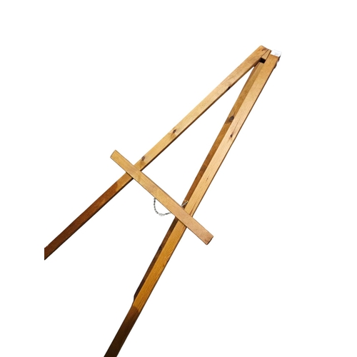 271 - Artist wooden easel