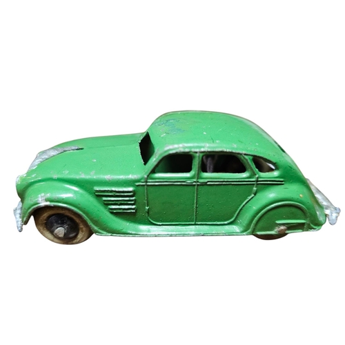 276 - Dinky model, Chrysler toys 30a air flow 1939