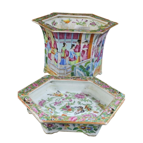 372 - CHINESE EXPORT 'CANTON FAMILLE ROSE' JARDINIERE AND STAND,
19TH CENTURY
6½in. (16.5cm.) high (2