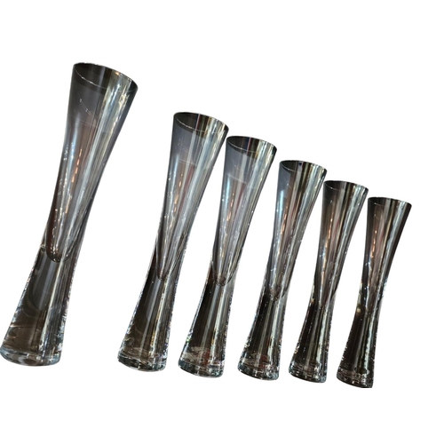 458 - Modern tall champagne flutes 6 in total