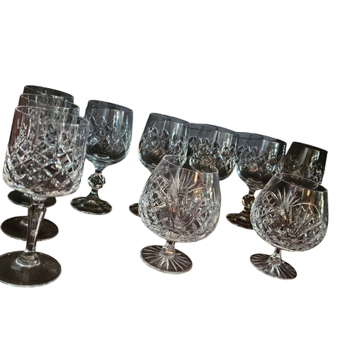 459 - Collection of fine Crystal glasses 8 glasses 2 x brandy glasses