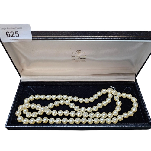 625 - Wonderful set of pearls