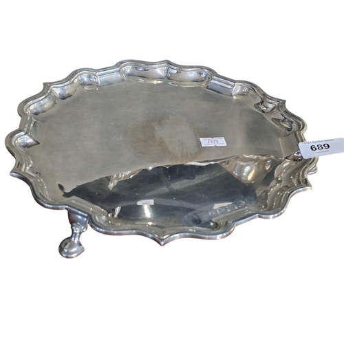 689 - Silver hallmarked charger tray on feet dated 1907 Birmingham over 500g in weight