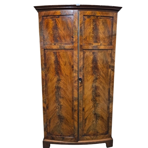 740 - Stunning large mahogany full sized wardrobe