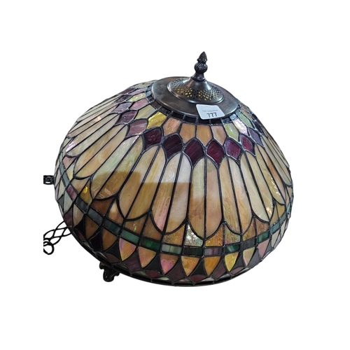 777 - Superb quality believed to be Tiffany but not marked central ceiling light