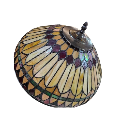 778 - Superb quality believed to be Tiffany but not marked central ceiling light