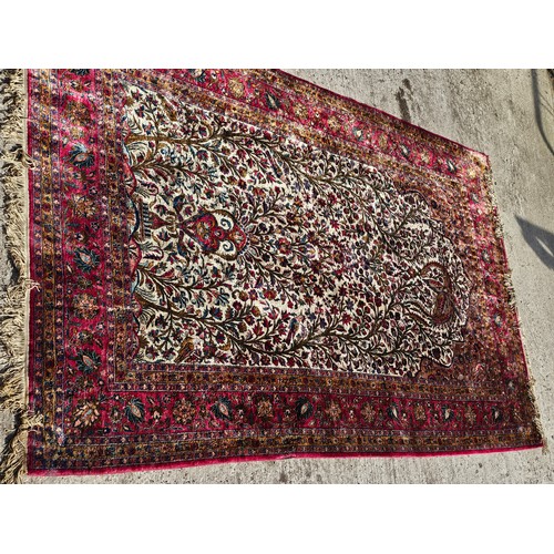 748 - 19th Century Kashan Mothashem Silk Rug 220CM X 122CM