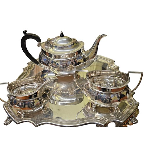 690A - (tray not included) Elkington, Birmingham 1922 High quality 3 piece tea set combined weight of 980g