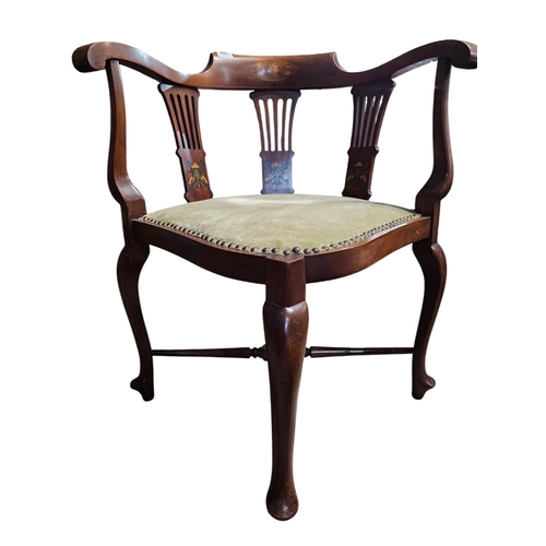 698 - An Edwardian red walnut corner lady's desk chair with simple inlay the back with three pierced and s... 