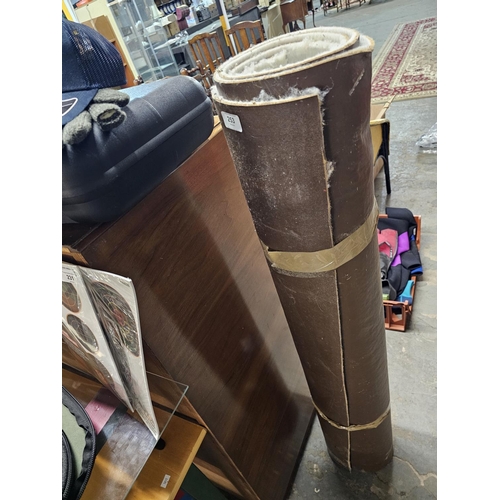 Lot 253       