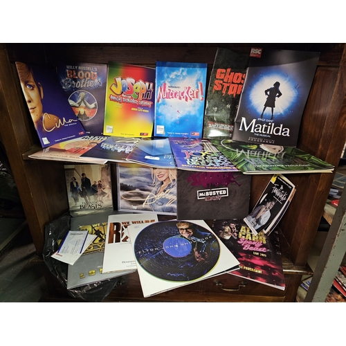 407 - COLLECTION OF THEATRE SOUVENIR PROGRAMMES INCLUDING WICKED AND MADAM BUTTERFLY SOUVENIR PROGRAMMES I... 