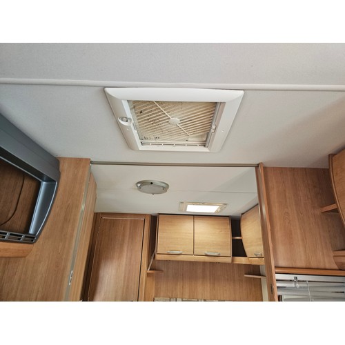 21A - ONLY 10% CARAVAN ACE JUBILEE TWIN AXLE , FIXED BED, ALL ELECTRICS WORKING, FIXED WC, 4 BERTH