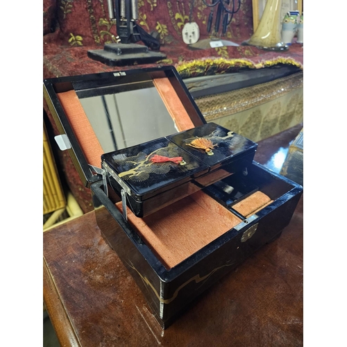 39 - Vintage Japanese Black Lacquer Music/jewellery Box