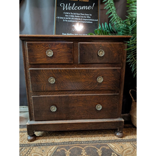 3 - Victorian oak chest of drawers featuring two short drawers above three long drawers