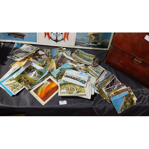 65 - large collection of vintage picture postcards and ephemera