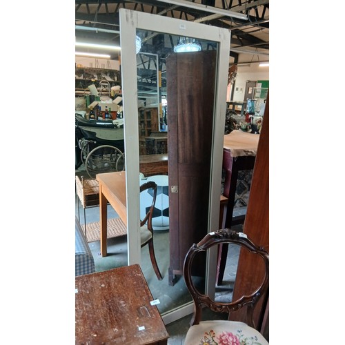 570P - Heavy large floor standing wooden white framed mirror,  180 x 65 cm