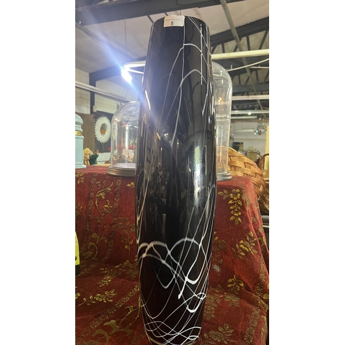 Lot 5         