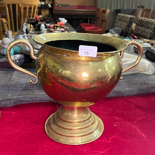 Lot 15        