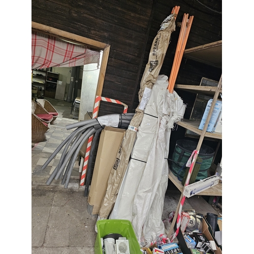 Lot 90        
