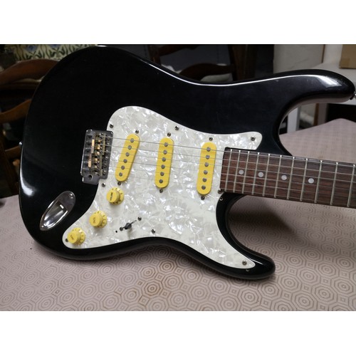 Encore Coaster vintage stratocaster type electric guitar with