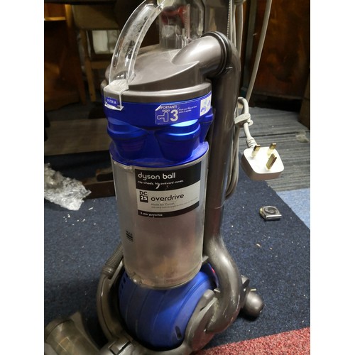 778 - Dyson DC25 overdrive hoover, fully working