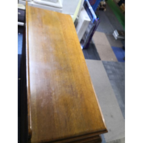 804 - 1950's style oak sideboard with 3 drawers to top and 2 doors to base cabinet. Decorative mouldings t... 