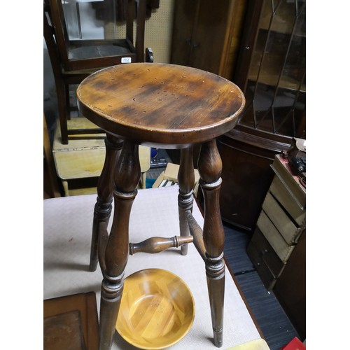 844 - Wooden kitchen stool measuring 74 cms tall and various wooden kitchen utensils