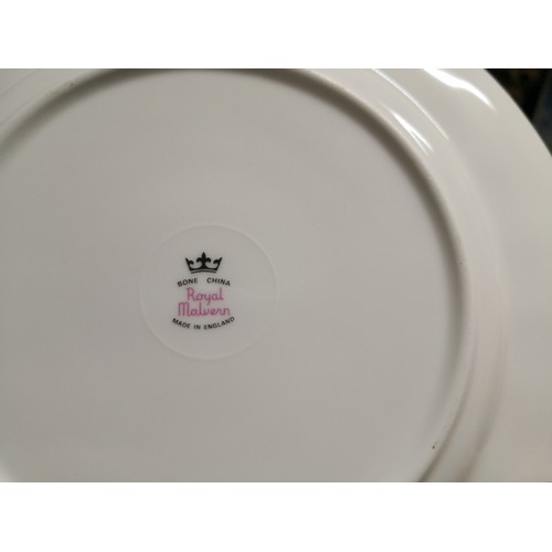 878 - Royal Malvern 6 x cups, saucers and salad plates and 6 x Royal Albert Memory Lane teaplates