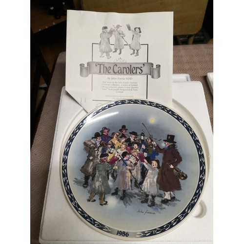 880 - 4 x 1980's Wedgewood collectable plates, The Caroler's, Decorating the Christmas tree, The Bell Ring... 