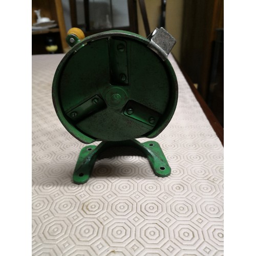 927 - Vintage Spong and Co bean slicer and coffee grinder