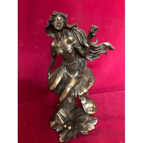 Lot 718       