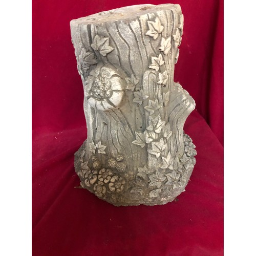 765 - Concrete Garden ornament shaped like a tree stump