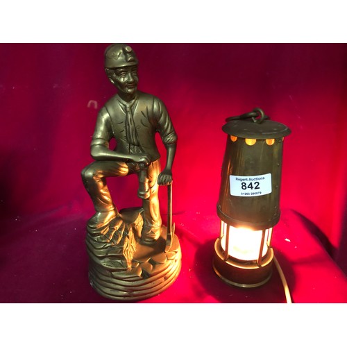 Lot 842       