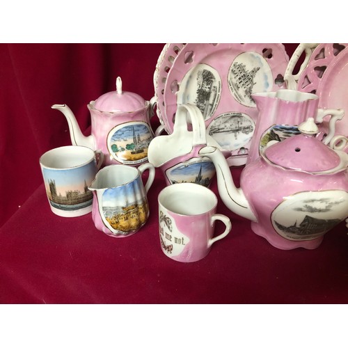 783 - Box of assorted pink pottery