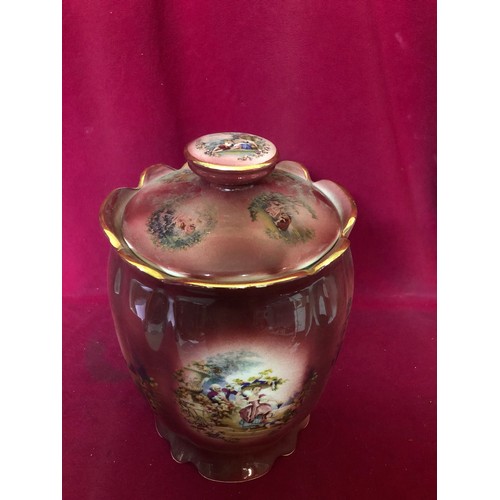 34 - Large Old Windsor Pottery vase measuring 32 cms tall