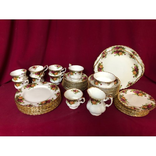 25 - Selection of Royal Albert Country Roses comprising 8 cups and saucers, 8 dishes, 8 salad plates, 8 s... 