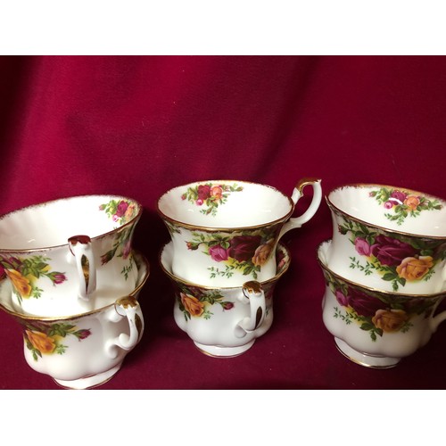 25 - Selection of Royal Albert Country Roses comprising 8 cups and saucers, 8 dishes, 8 salad plates, 8 s... 