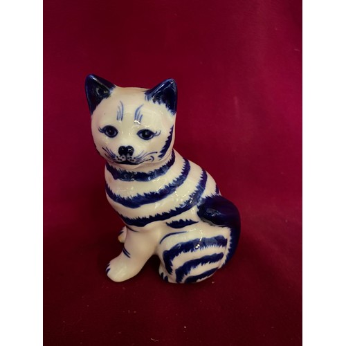 474 - Pair of Blue and White porcelain oriental cats