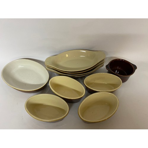 479 - Selection of Stonecraft and Moira Ovenware pottery