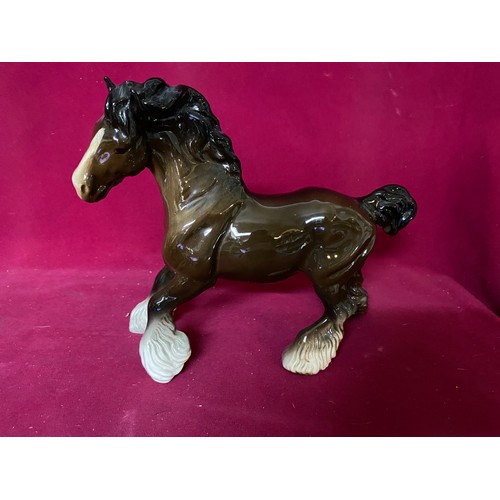 31 - Beswick Shire horse