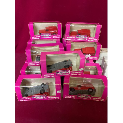 62 - 31 boxed models including 18 Norev advertising, 7 Lledo advertising, 3 Matchbox, 2 Tonka Spitfire an... 