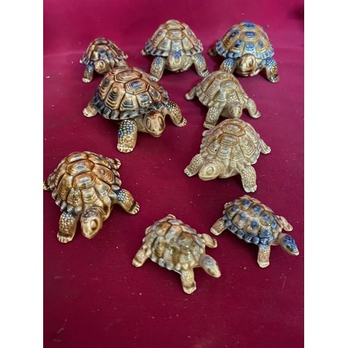 993 - Selection of Wade tortoises and gondola's