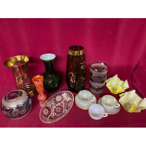 650 - Selection of glassware including vases, cups and saucers, bowls.