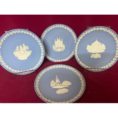 616 - Selection of 9 Wedgewood Jasperware Christmas plates