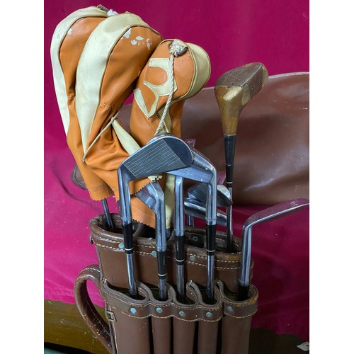 207 - Set of ladies John Letters stroke master golf clubs consisting of 4 woods and 9 irons, a putter and ... 