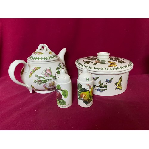 229 - Collection of Portmeirion pottery comprising of ''Botanical Gardens'' Teapot, Covered Veg/casserole ... 