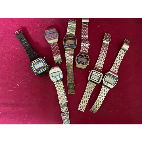 69 - 7 vintage 1980's mens digital watches Pulsar, Ingersoll, Henderson, Sinclair etc