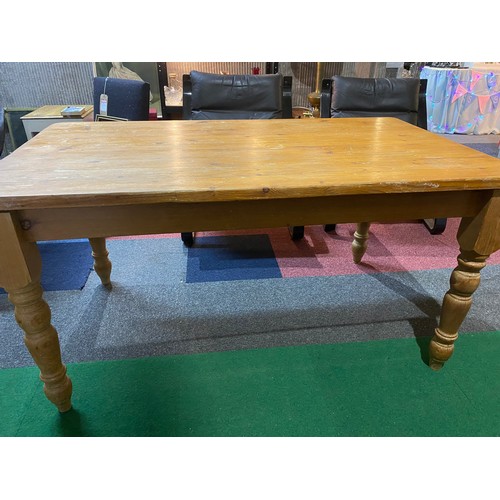 334 - Pine farmhouse style table measuring 154 x 90 cms with removable legs